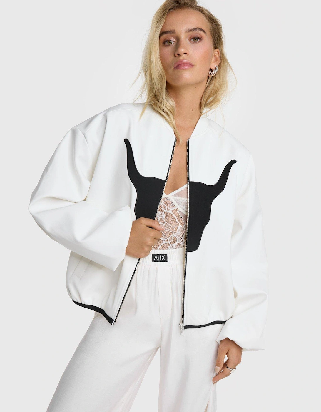 Bull Bomber, 2 of 1