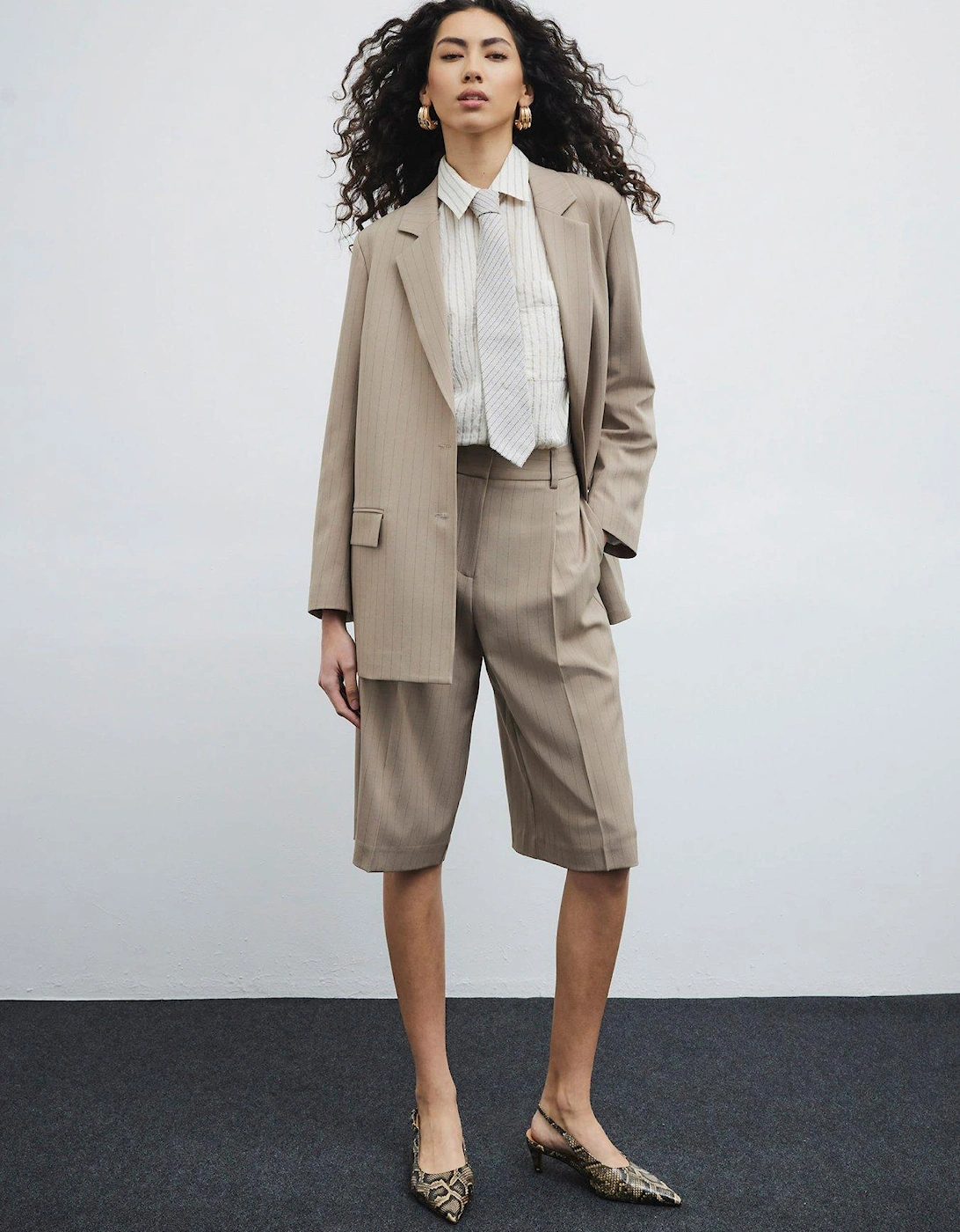 Tailored Shorts - Beige
