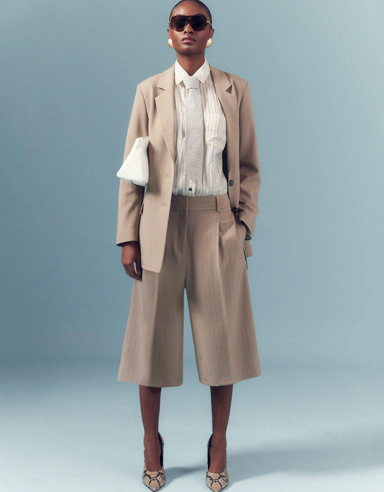 Tailored Shorts - Beige