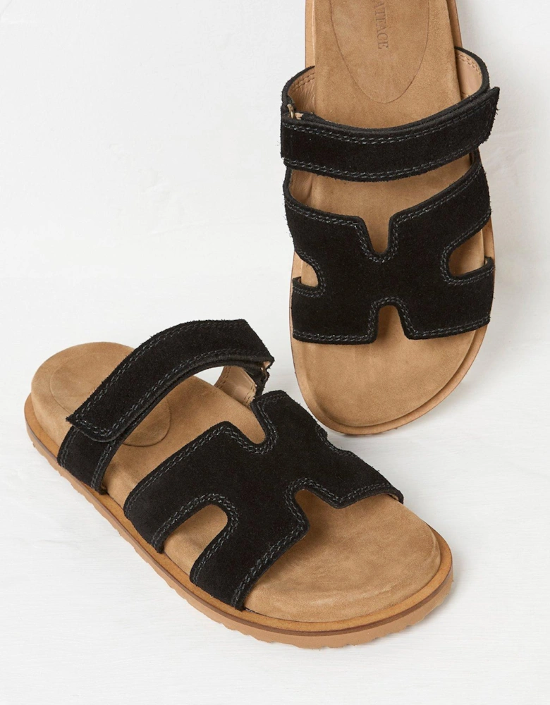 Edie Strap Sandal - Black