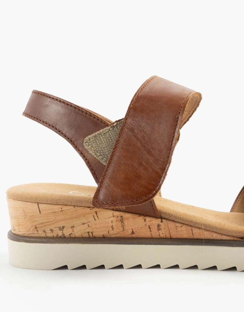 RAYNOR Womens Sandals Camel