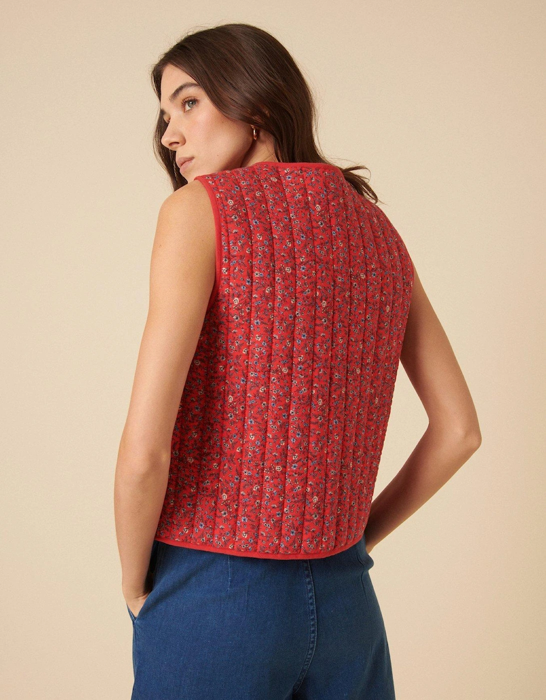 Quilted Waistcoat - Red