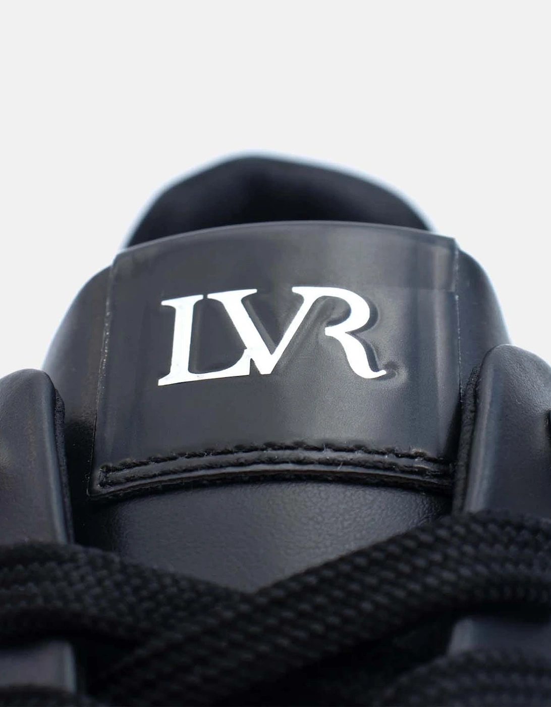 Solus 2.0 Trainers
