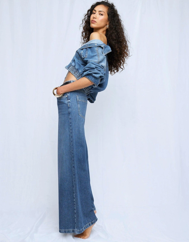 Low Rise Belted Baggy Jeans