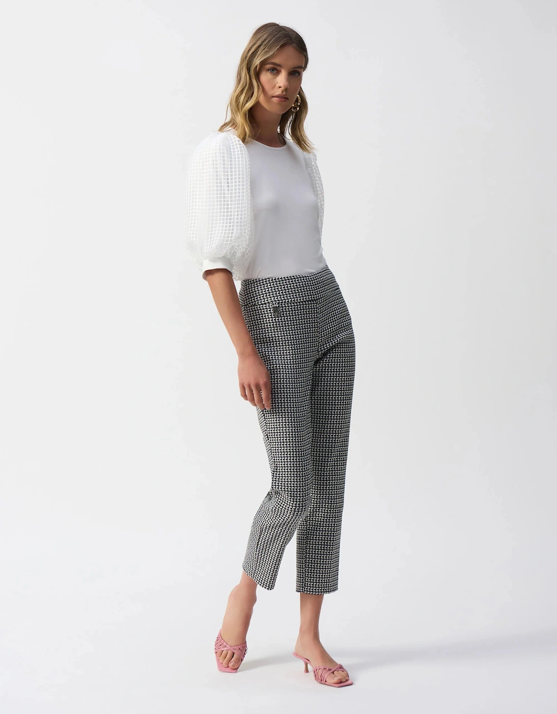 Geometric jacquard crop pull on pants