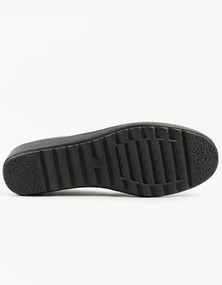 L878AP Womens Patent Slip-On Loafers Black Patent