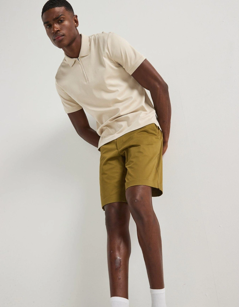Satin Stretch Slim Short - Green