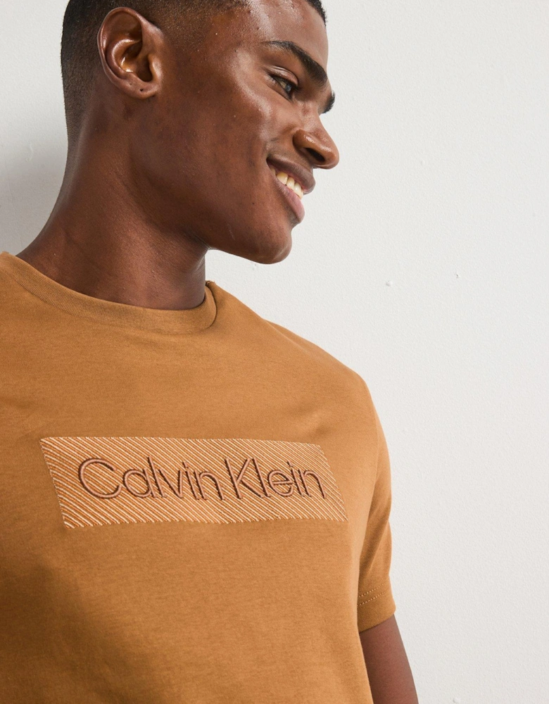 Textured Embroidered T-Shirt - Brown