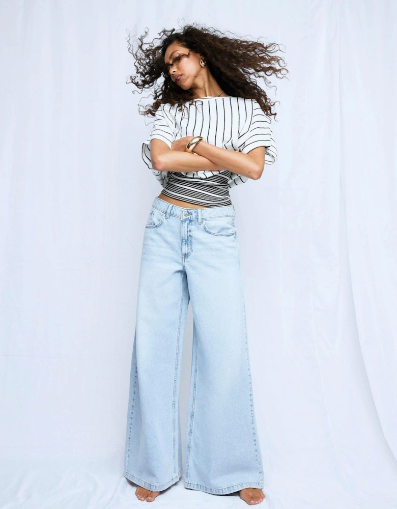 Low Rise Baggy Wide Leg Jeans
