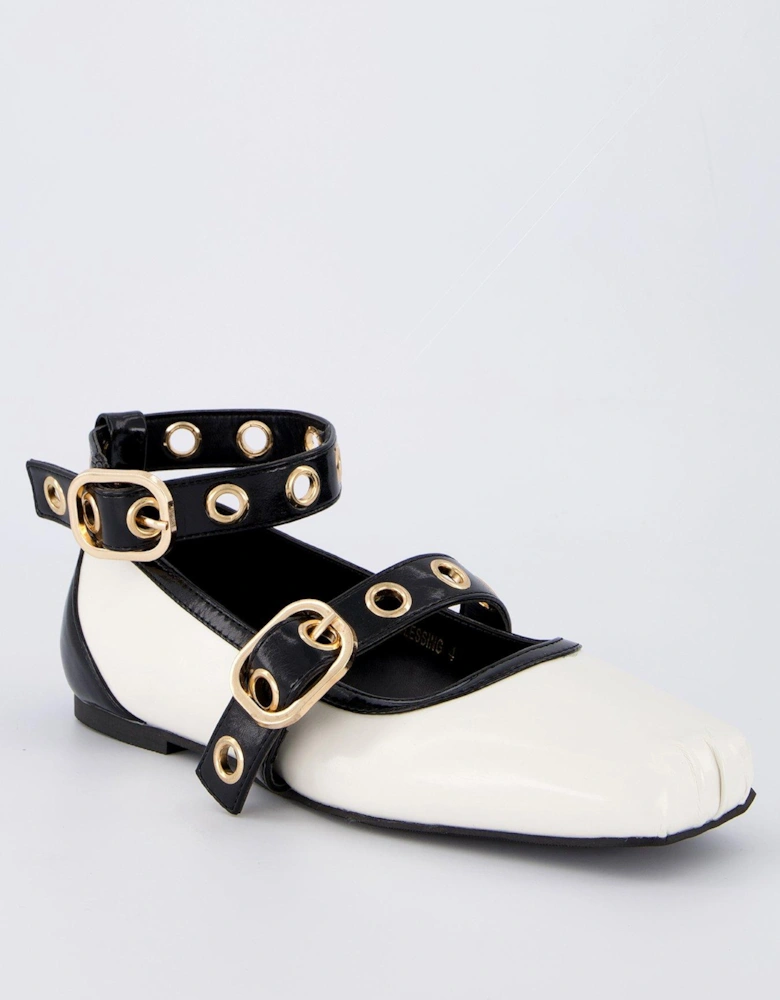 Blessing Shoes - Off White/Black