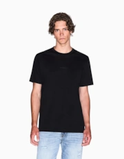 Black Uc001