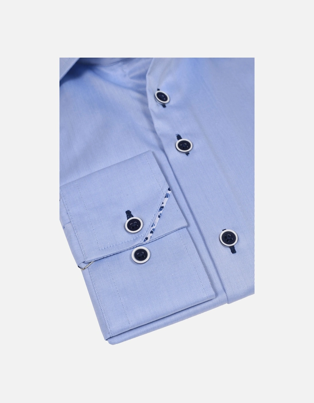 Cutaway Collar Blue