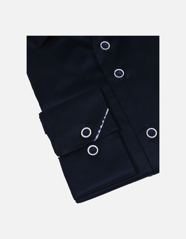 Cutaway Collar Navy