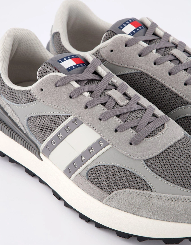 Mixed Media Technical Runner - Grey