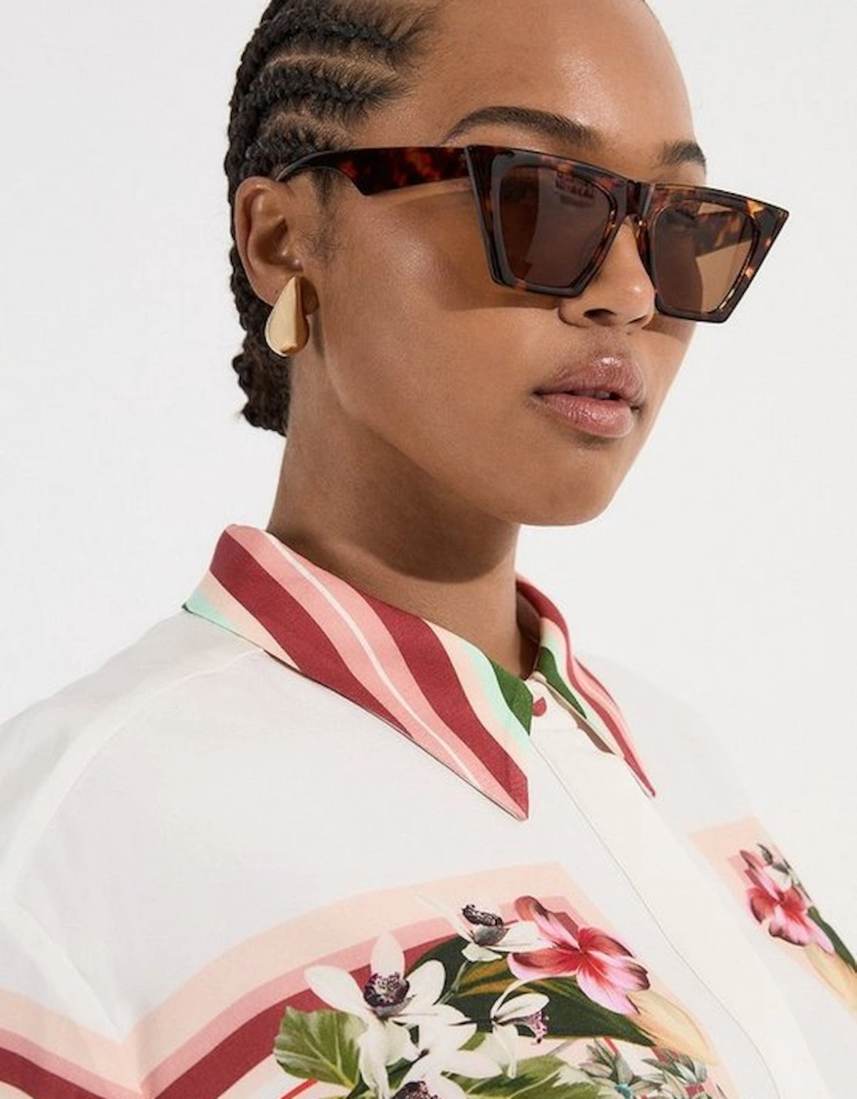 Plus Size Mirrored Viscose Linen Floral Print Woven Shirt