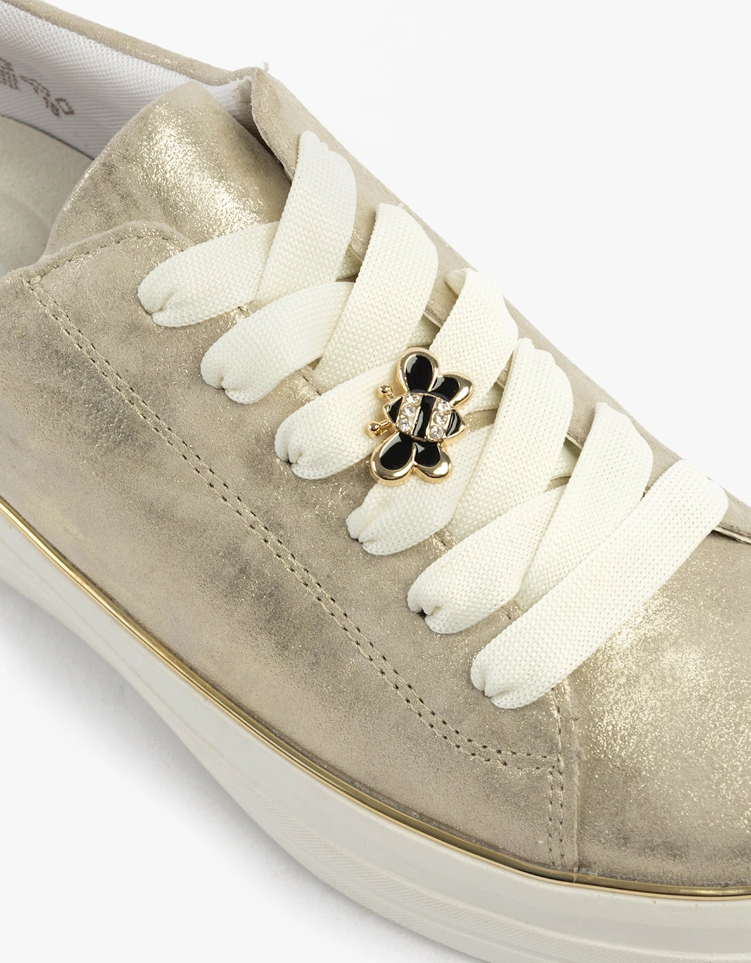 D1C03-60 Womens Trainers Gold