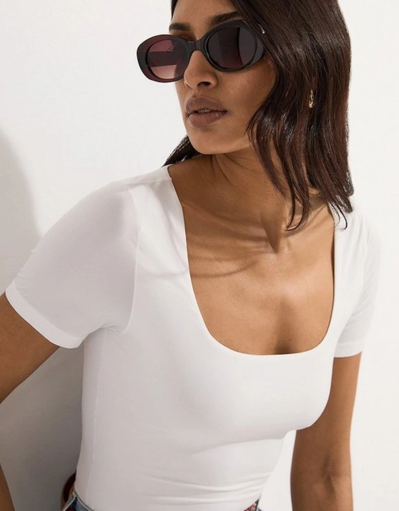 Contour Jersey Short Sleeve Scoop Neck Top