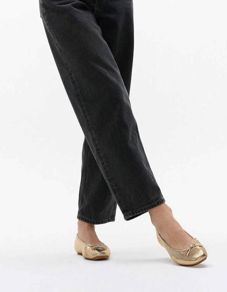 DELICATO BOW SOFT Womens Ballet Flats Platino