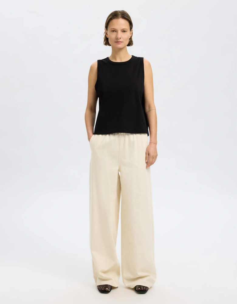 Femme Essential Sleeveless Boxy Tank Top Black