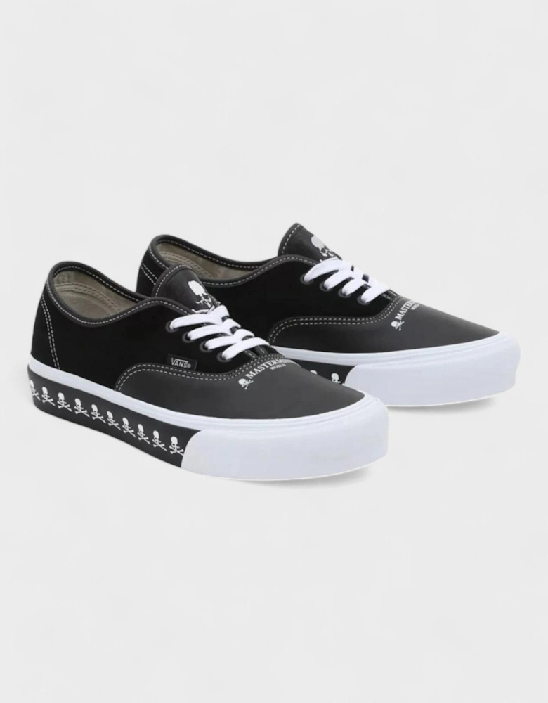 Vault UA Authentic LX Mastermind World