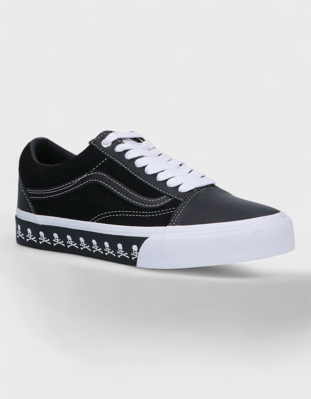 Vans Vault UA Old Skool LX Mastermind World