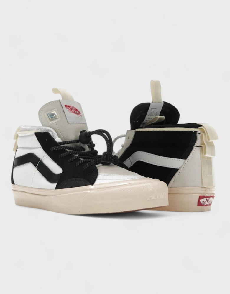 Sk8-Hi EXT Advisory Board Crystals Black White