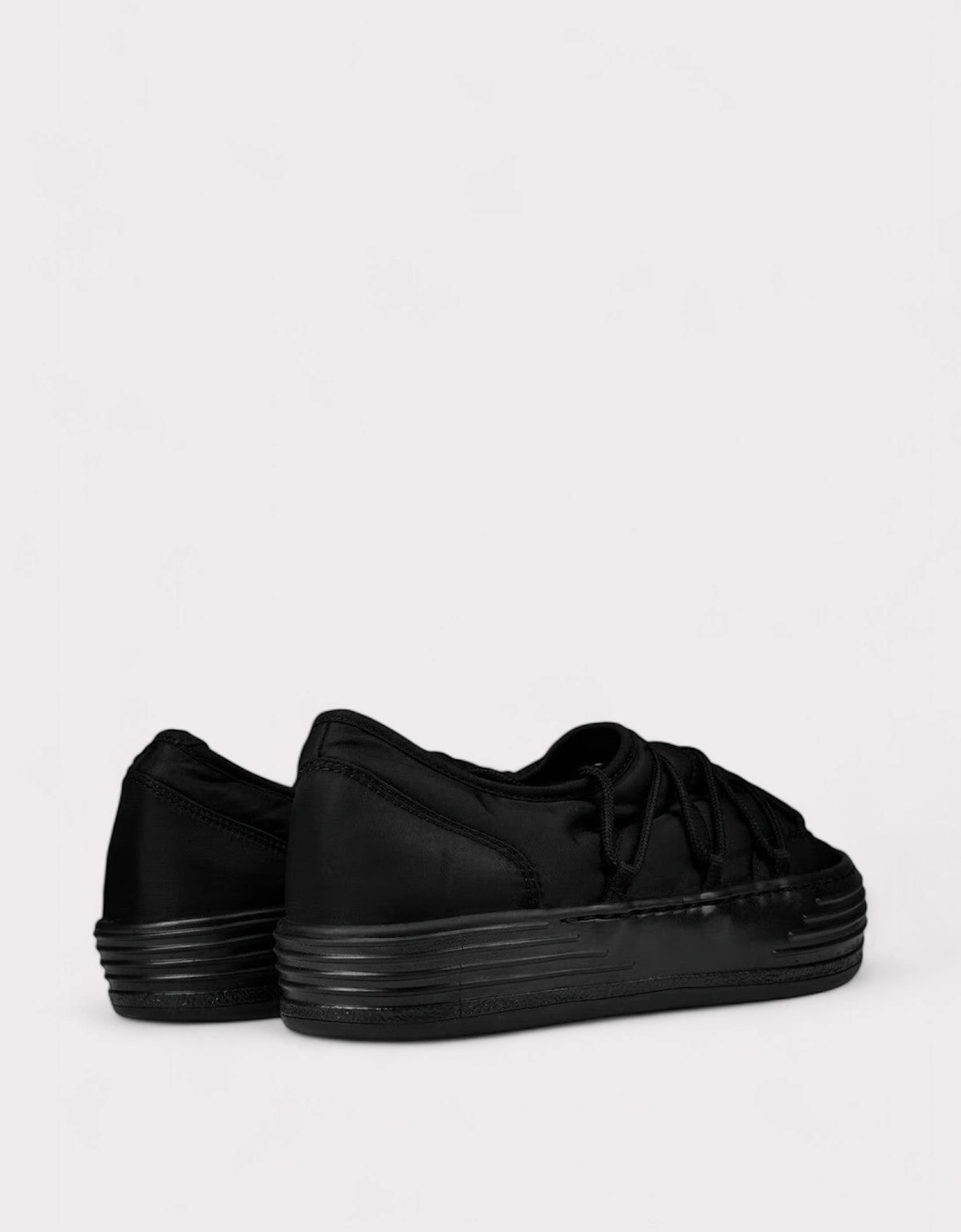 Snow Puffed Sneakers Black