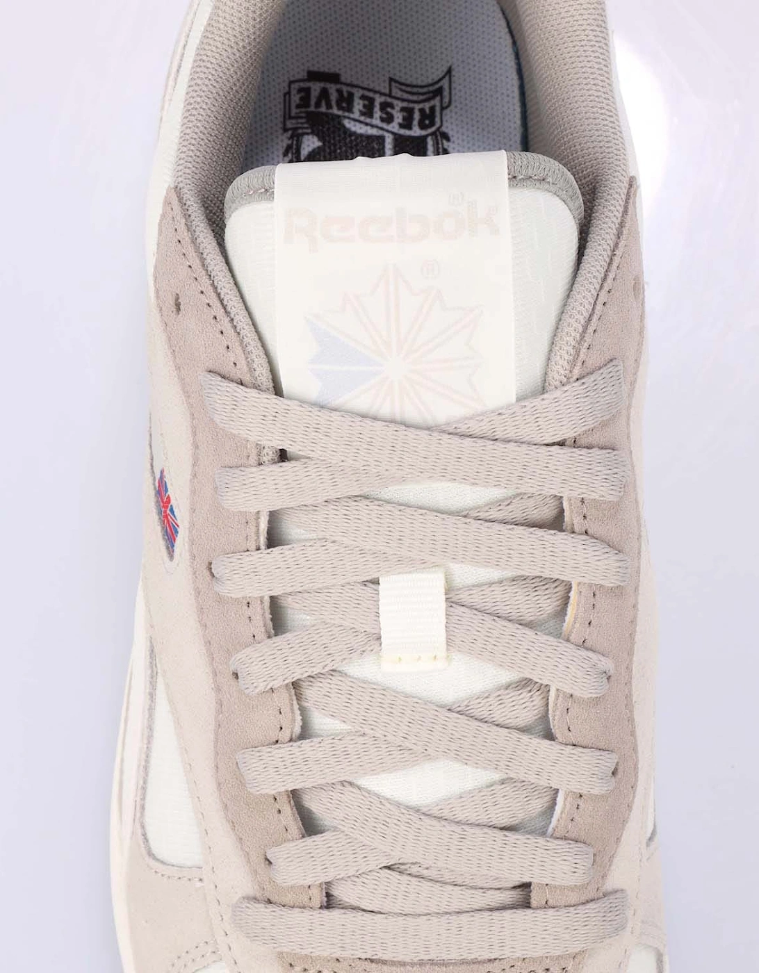 DL5000 Trainers