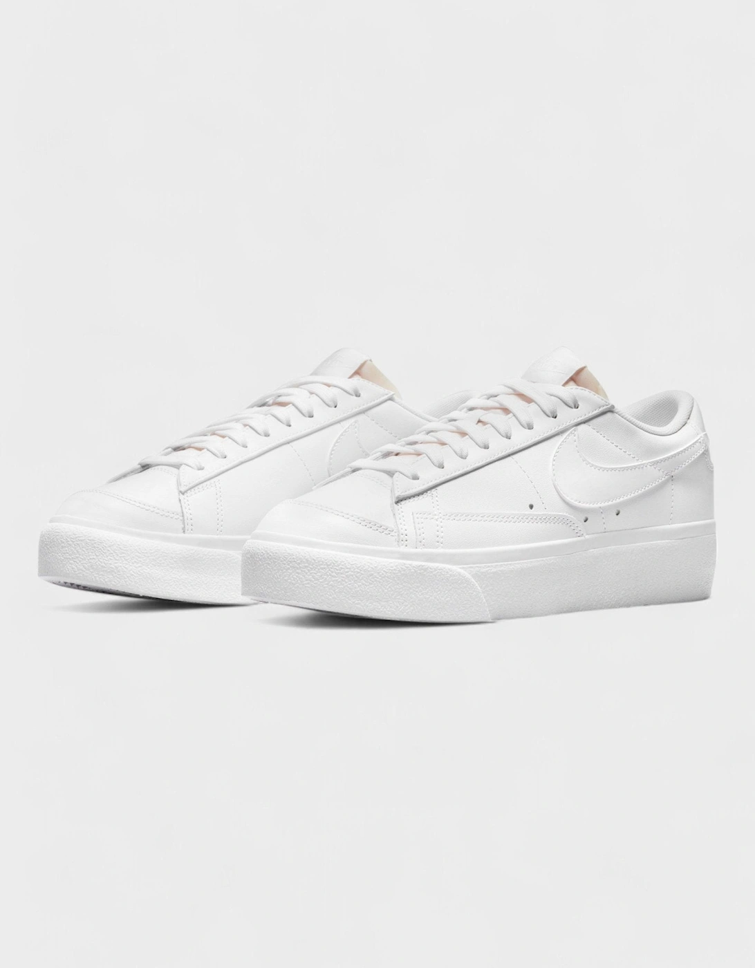 Nike Wmns Blazer Low Platform 'Triple White'