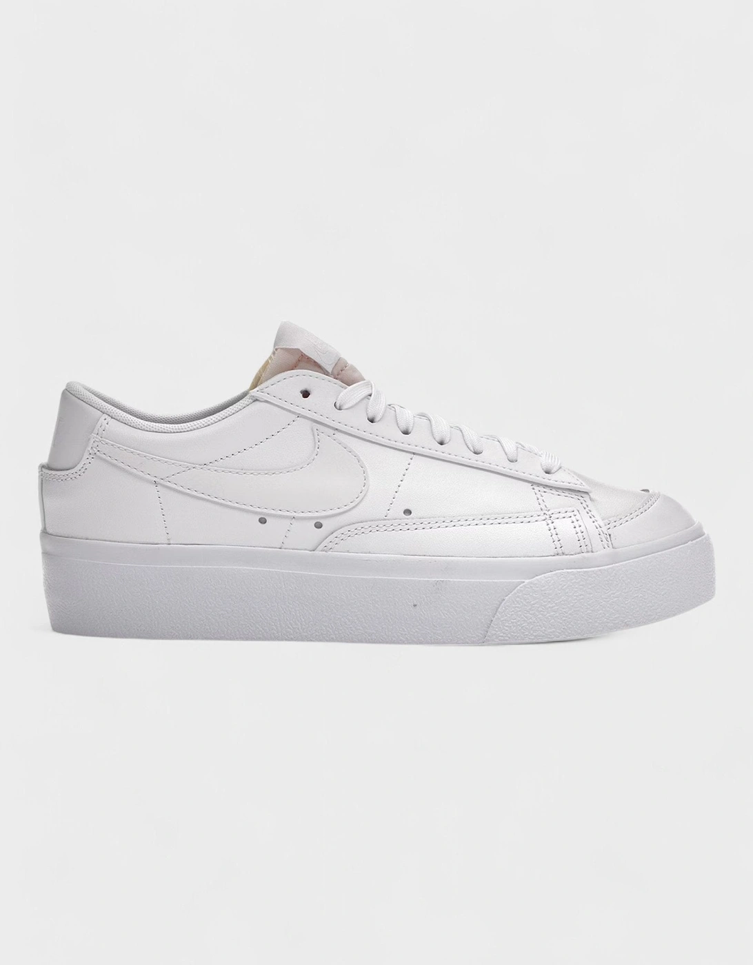 Nike Wmns Blazer Low Platform 'Triple White', 4 of 3