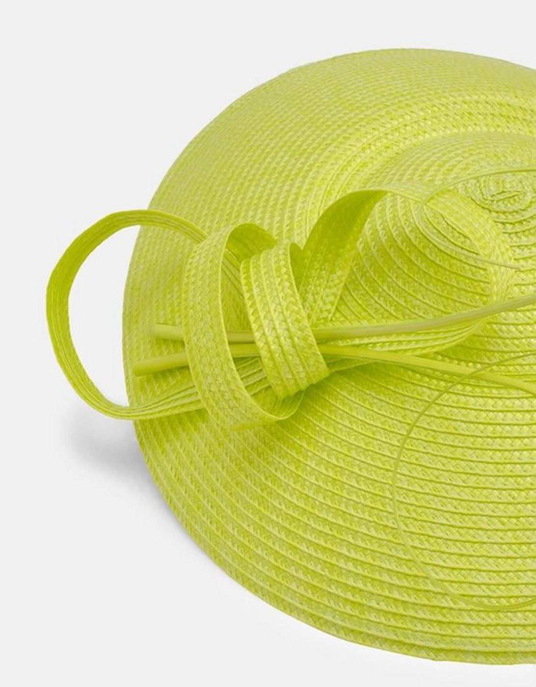Quill Detailed Contrast Fascinator
