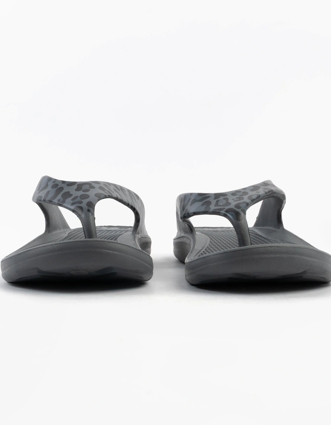 0350FGLE Womens Toe Post Sandals Grey Leopard