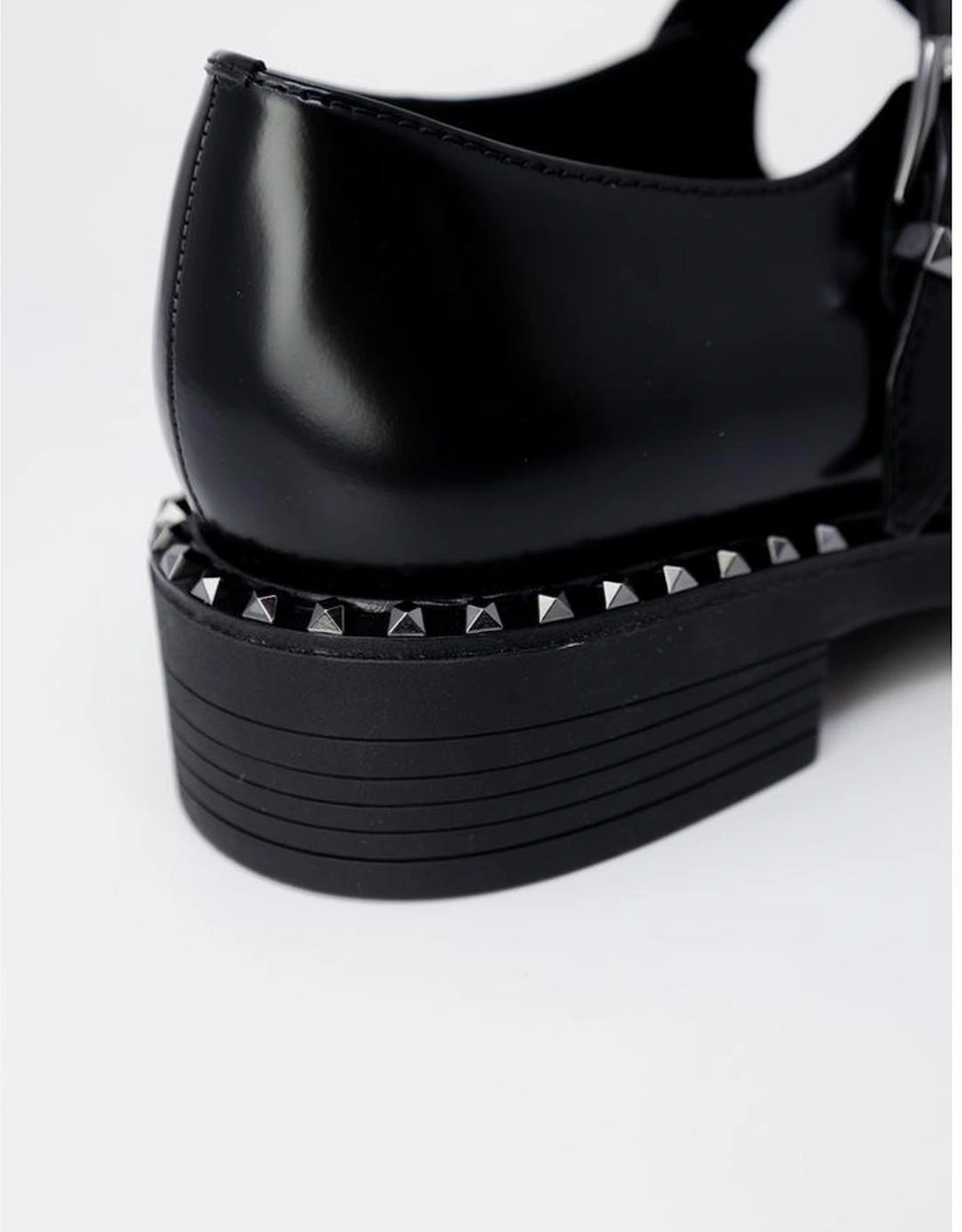 Womens Leather Lace-Up Shoes - Black