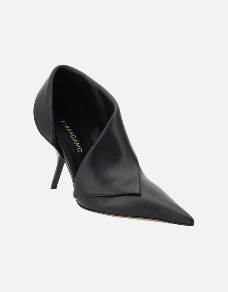 Leather Pumps with Crooked Stiletto Heel Women - Black