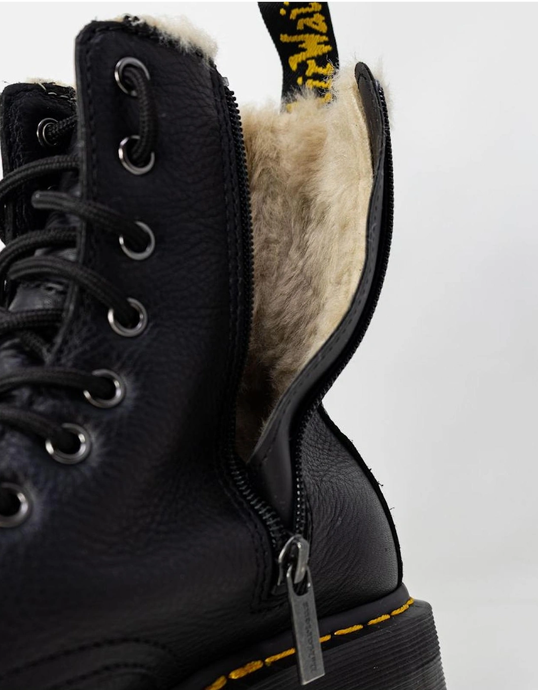 Leather Pointed-Toe Ankle Boots Women - Black