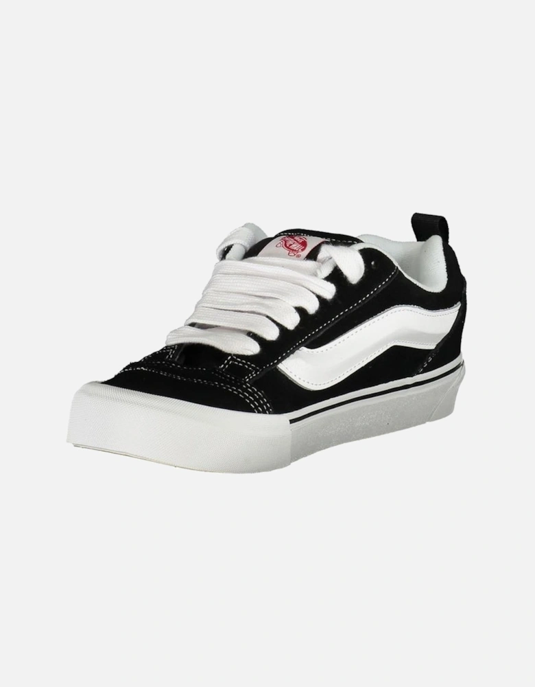 Knu Skool Lace-Up Streetwise Sneakers Women - Black