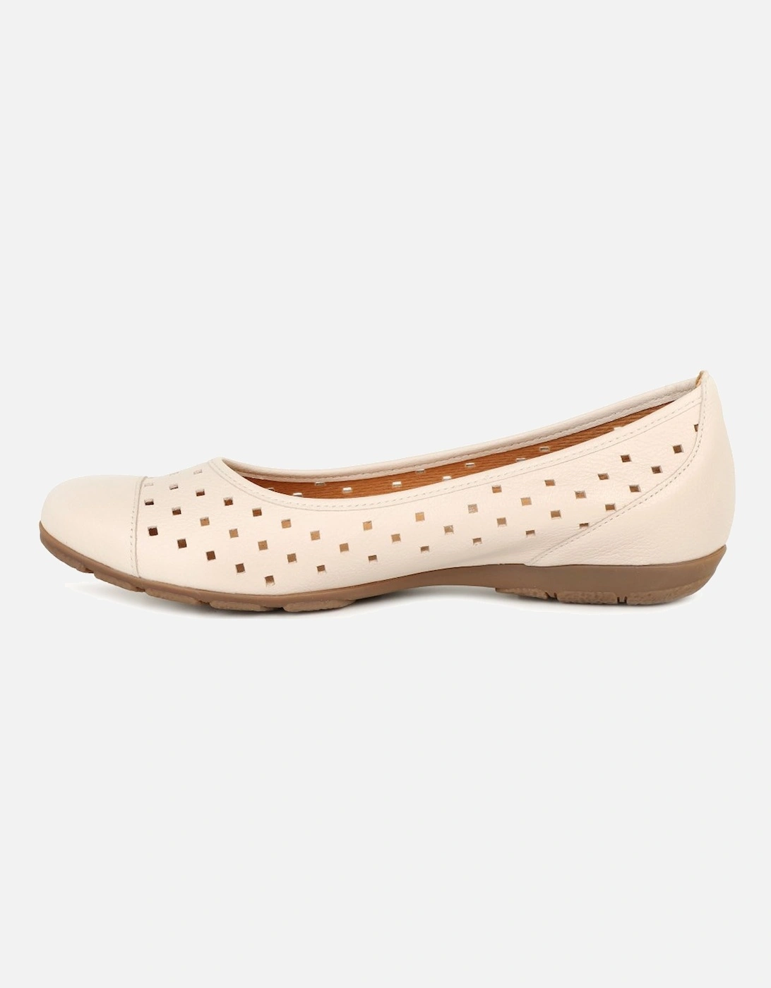 Ruffle Womens Punched Detail Casual Shoes