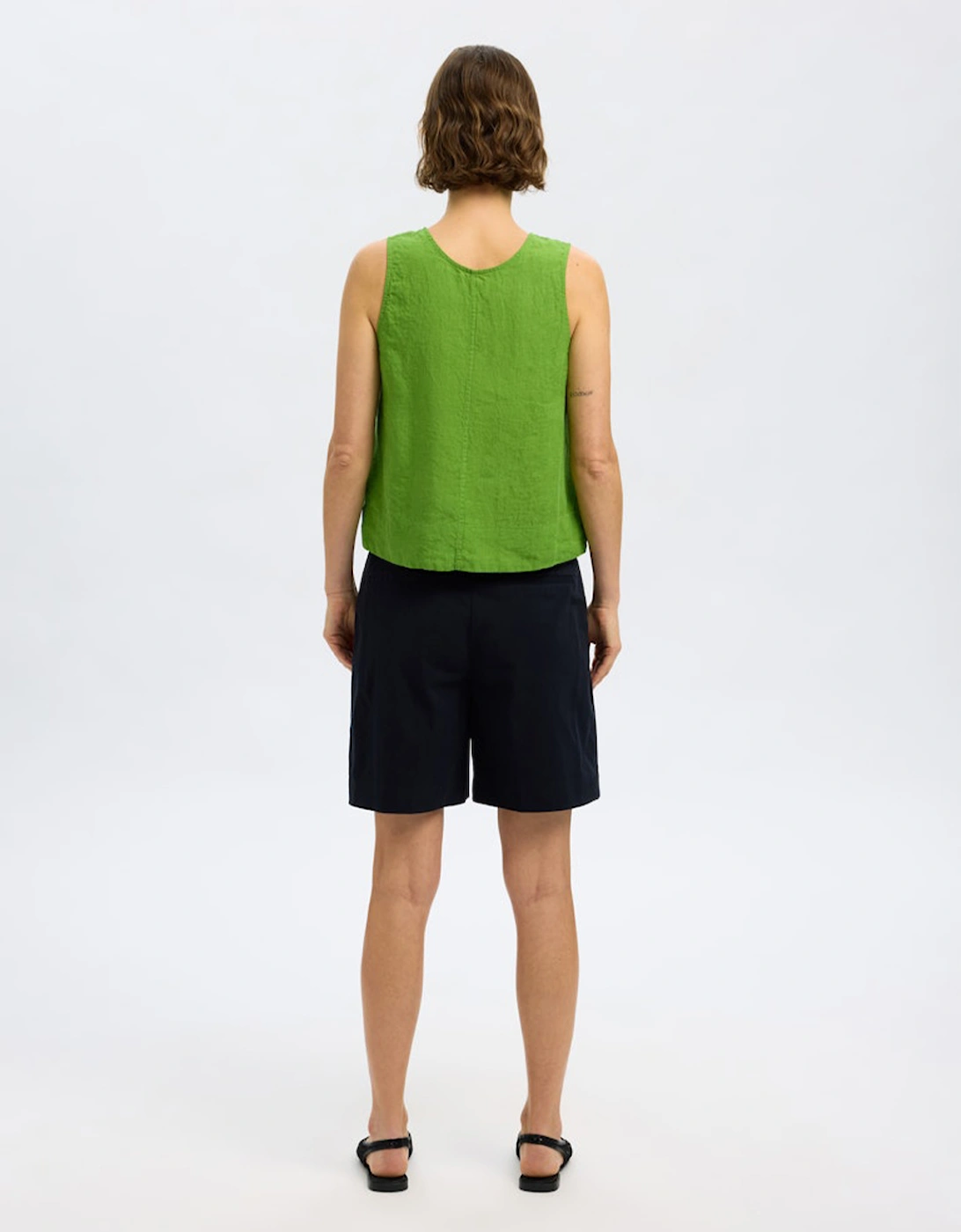 Femme Linna Sleeveless Reversible Linen Top Spindle Tree
