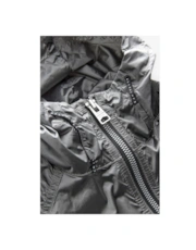 Thumbnail 3 of 7