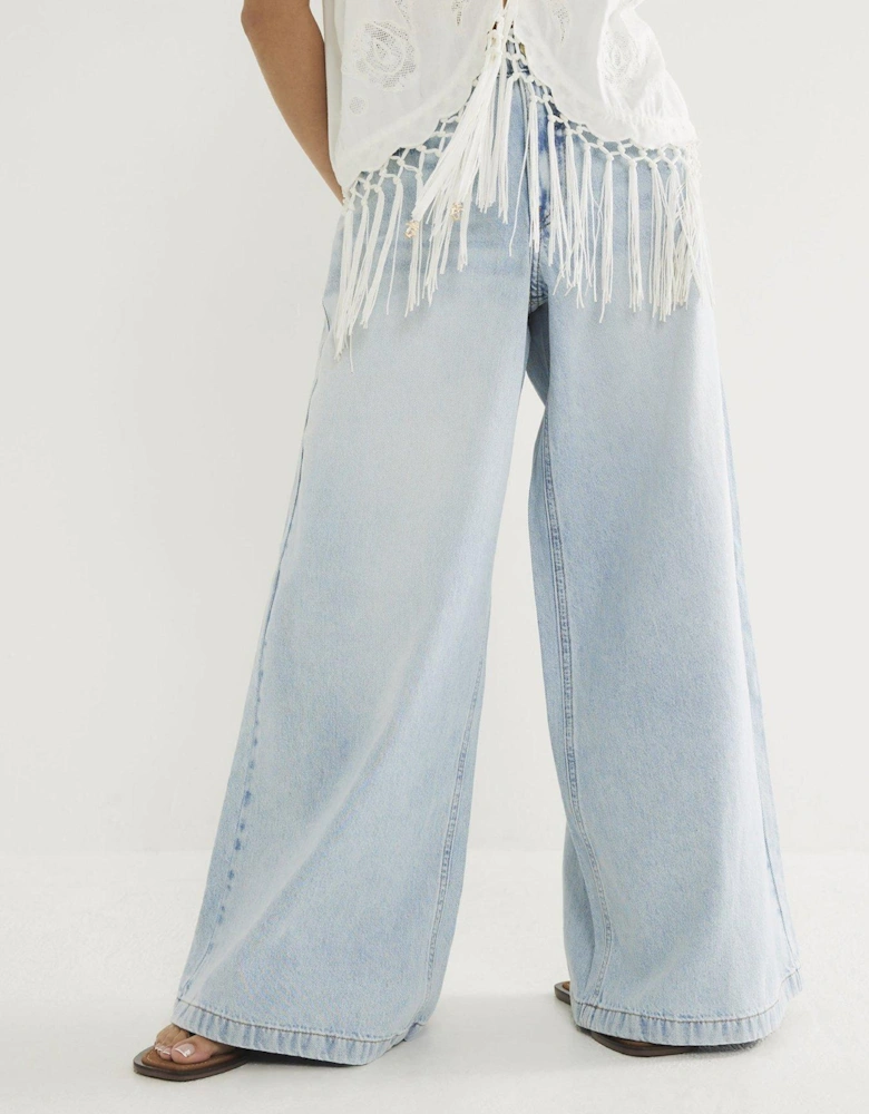 Petite Low Rise Baggy Jeans