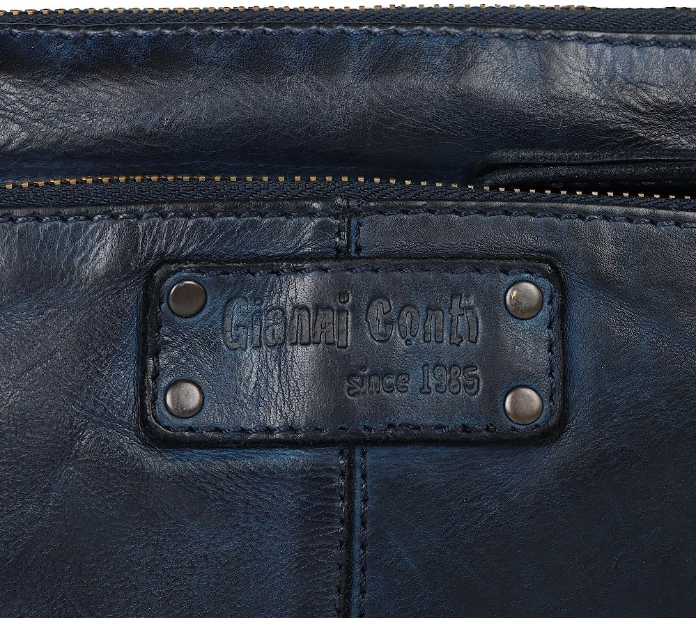 Lecce Womens Messenger Bag