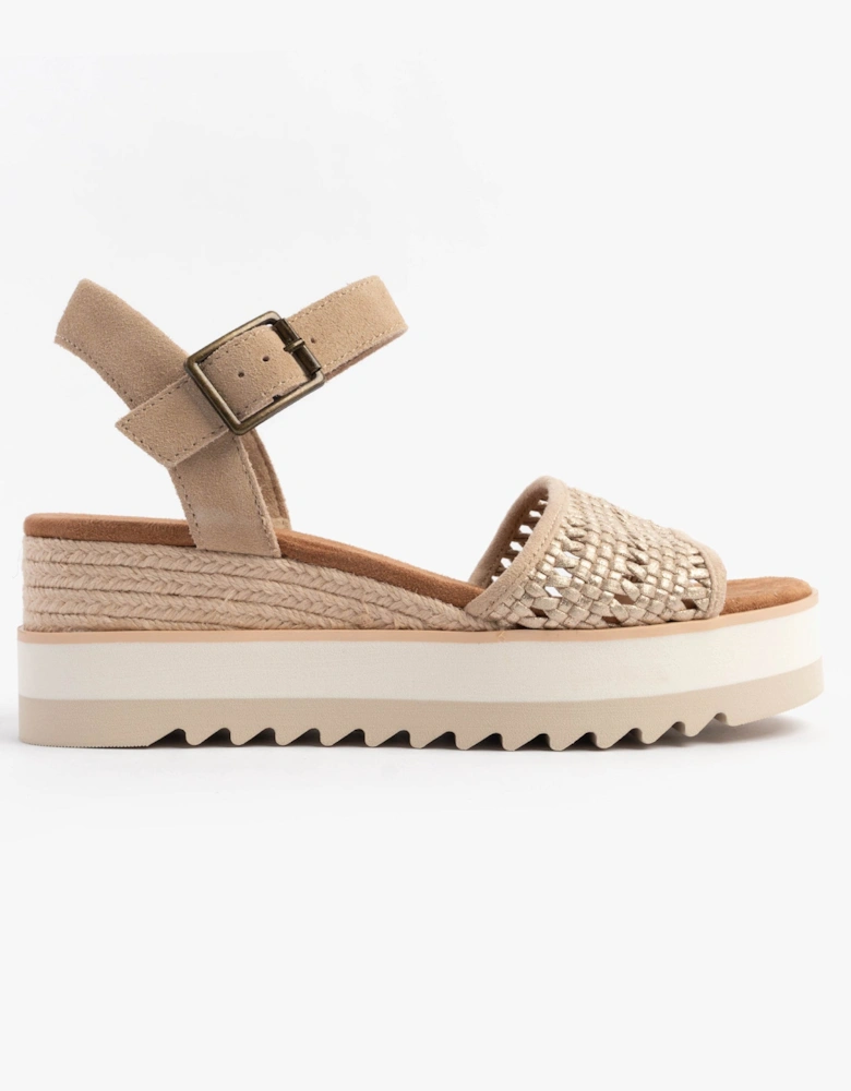 DIANA Womens Sandals Gold
