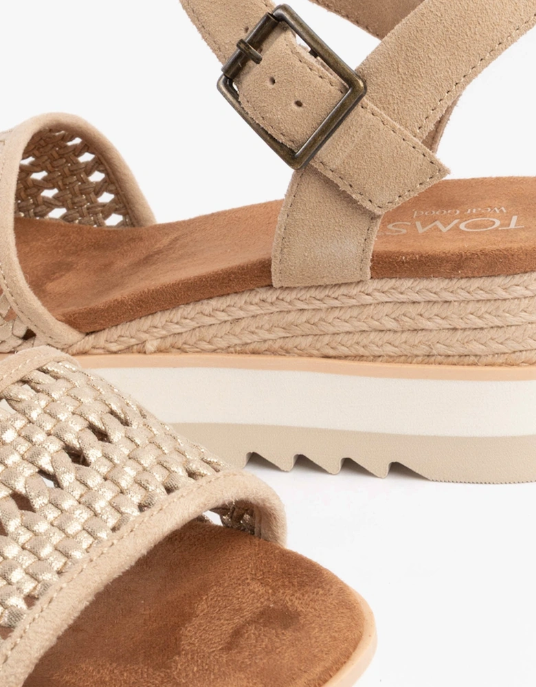 DIANA Womens Sandals Gold