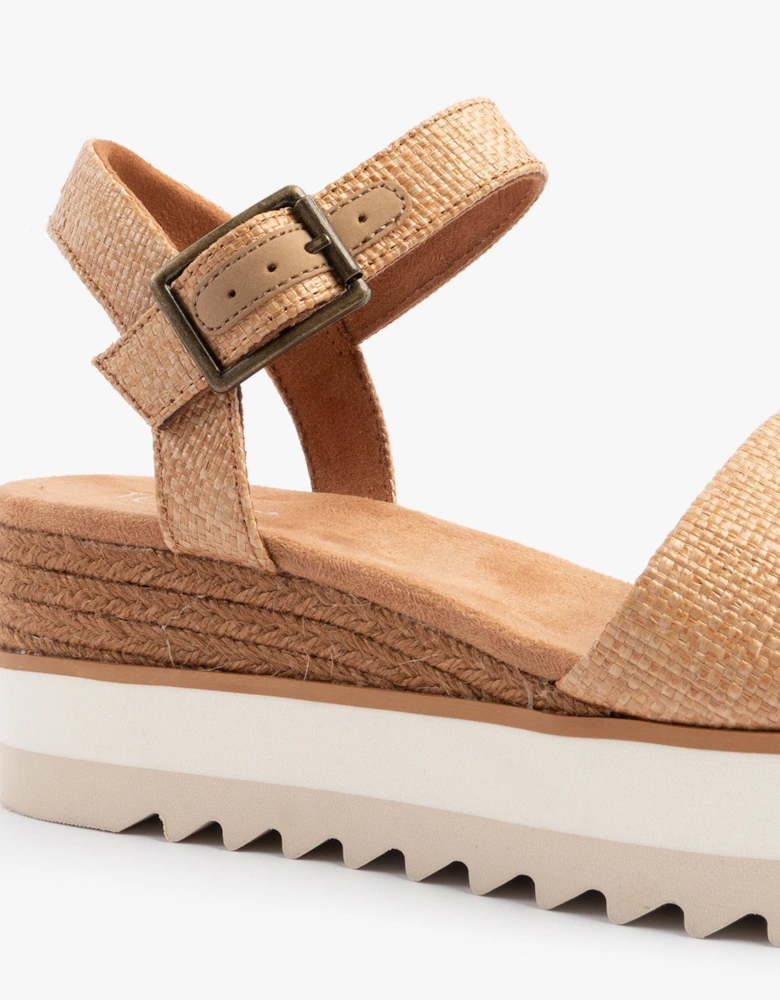 DIANA Womens Sandals Brown