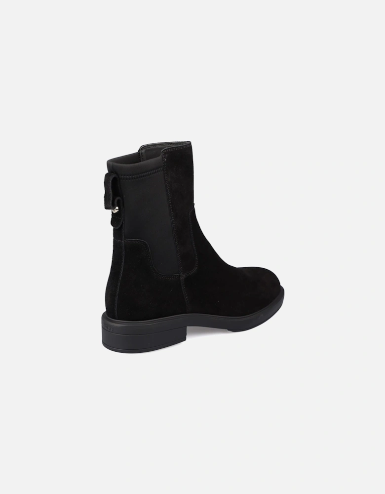 Vanity Chelsea Boots