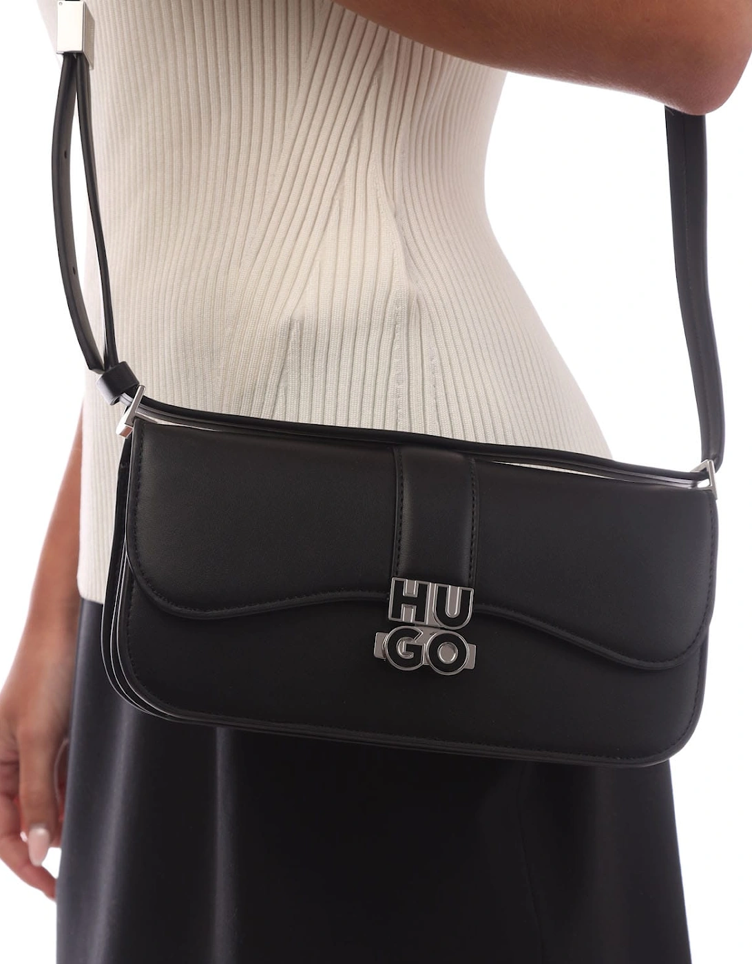 Melaine Shoulder Bag
