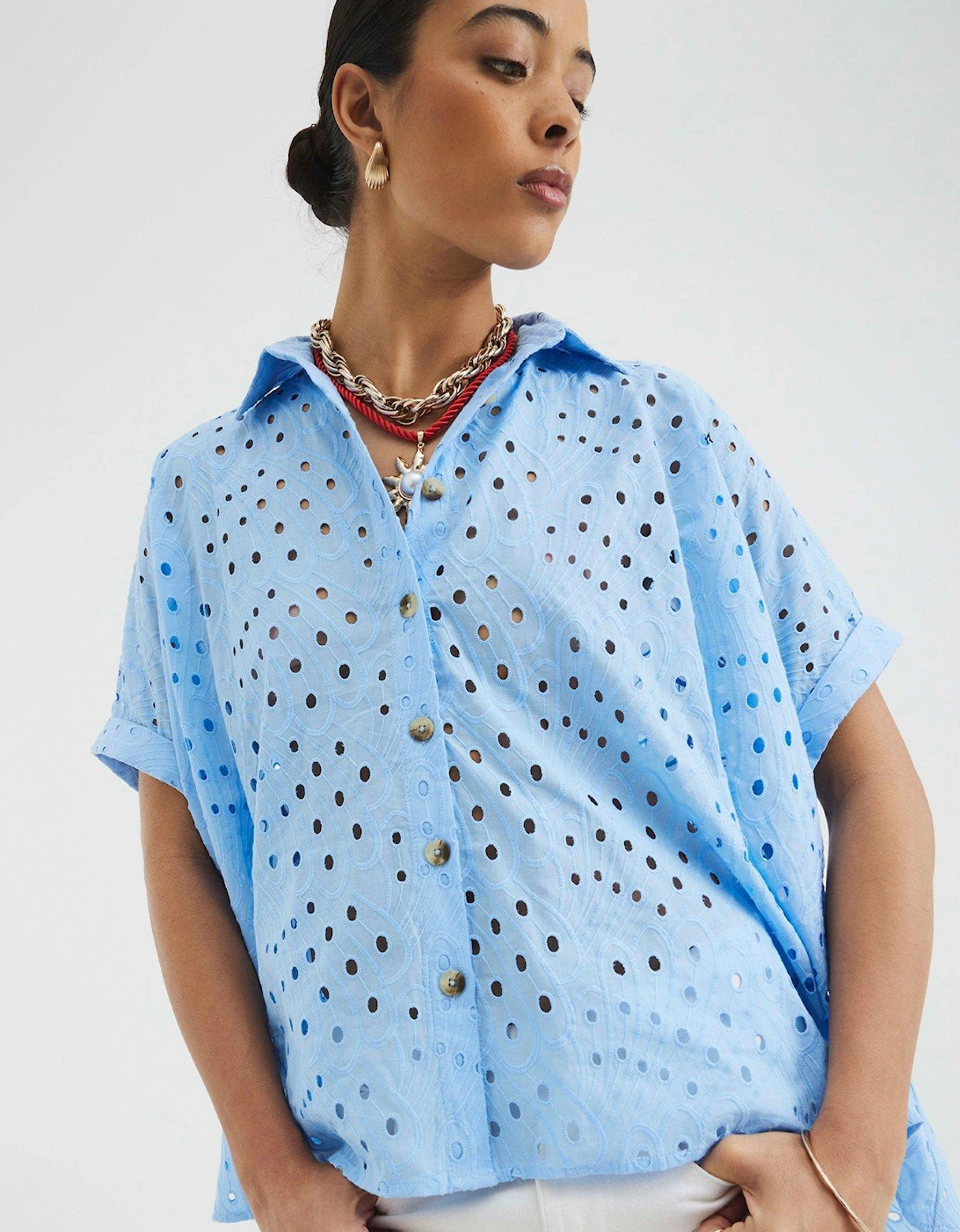Broderie Shirt - Light Blue