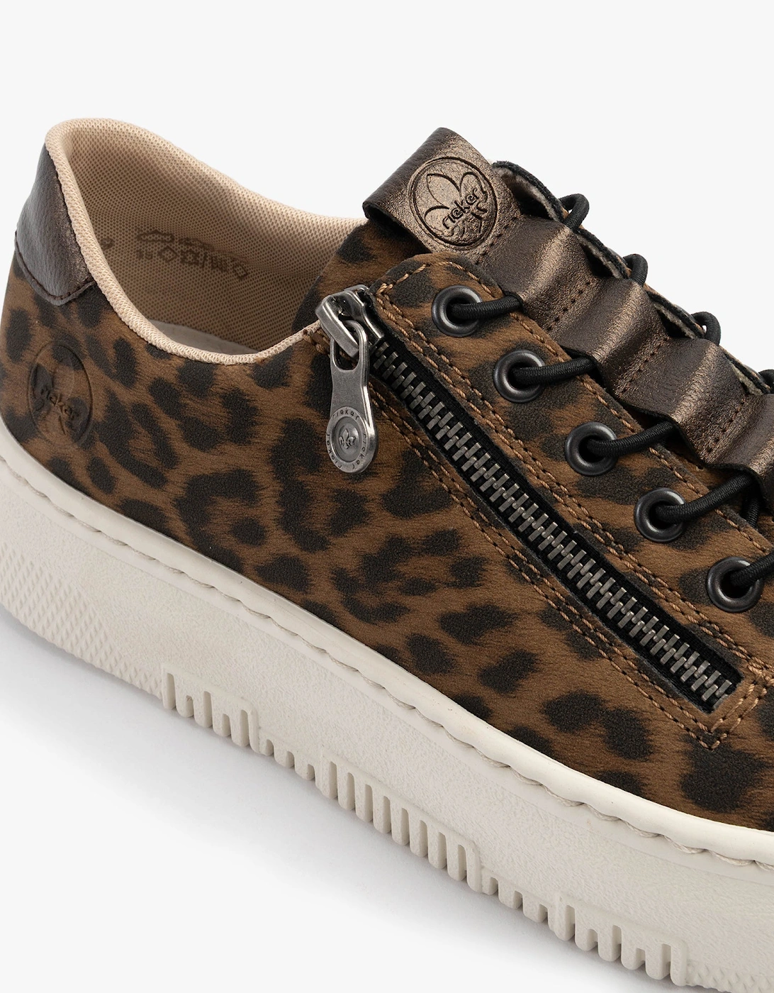 M1953-90 Womens Trainers Multi