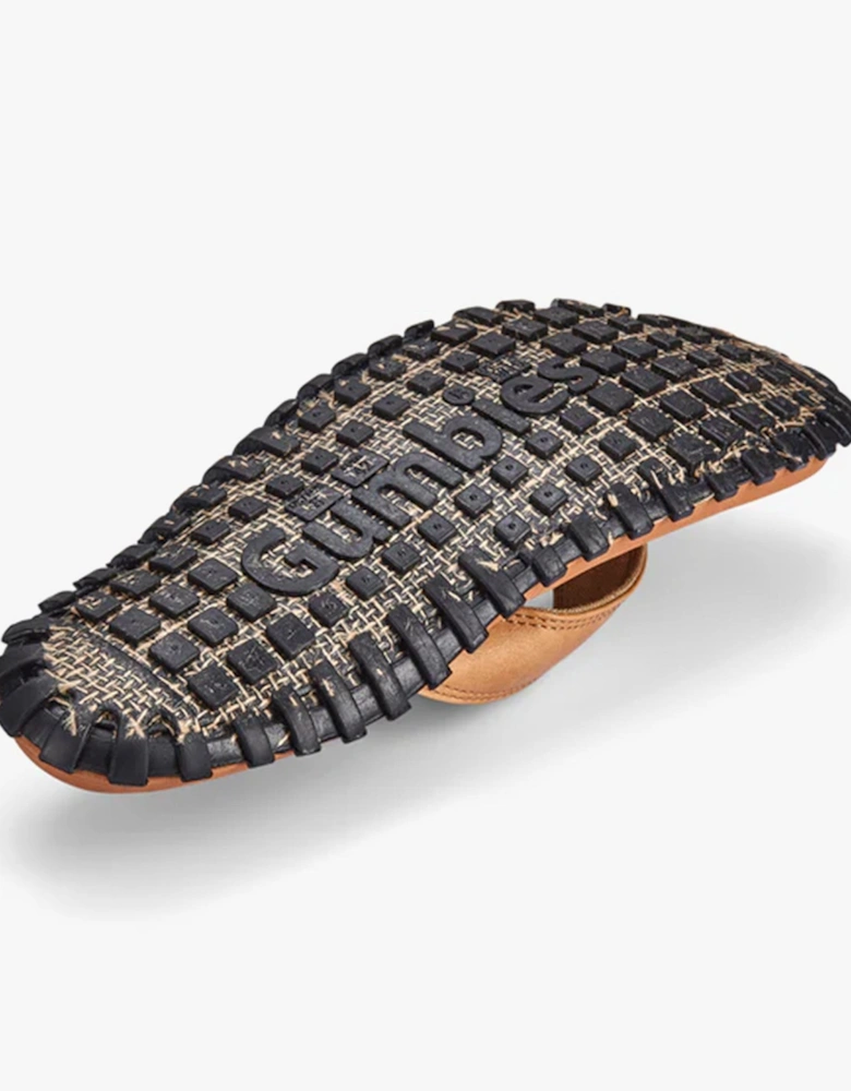 VEGOVERT Unisex Flip-Flops Tan
