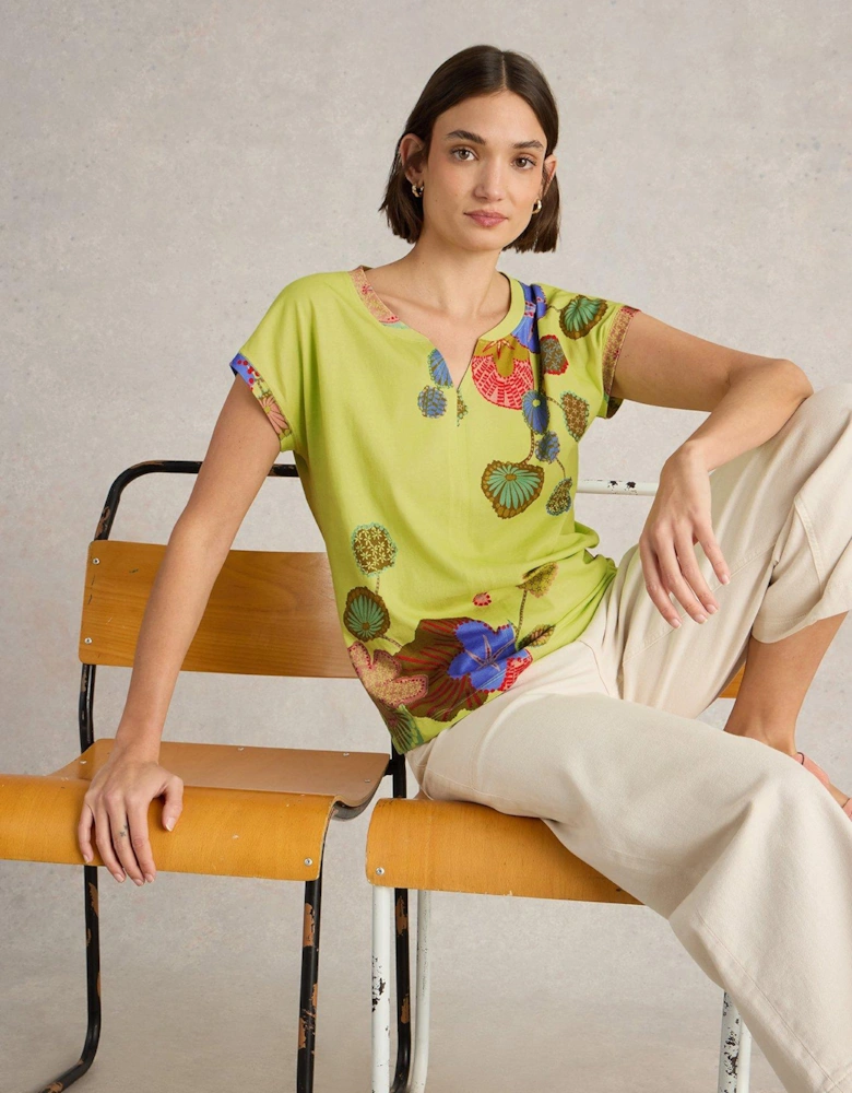 Nelly Notch Neck Tee